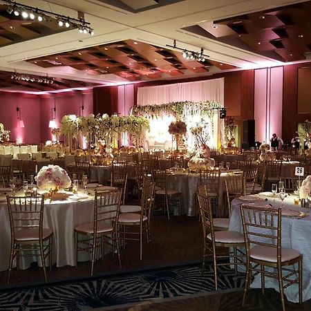 Raleigh Marriott Crabtree Valley Экстерьер фото