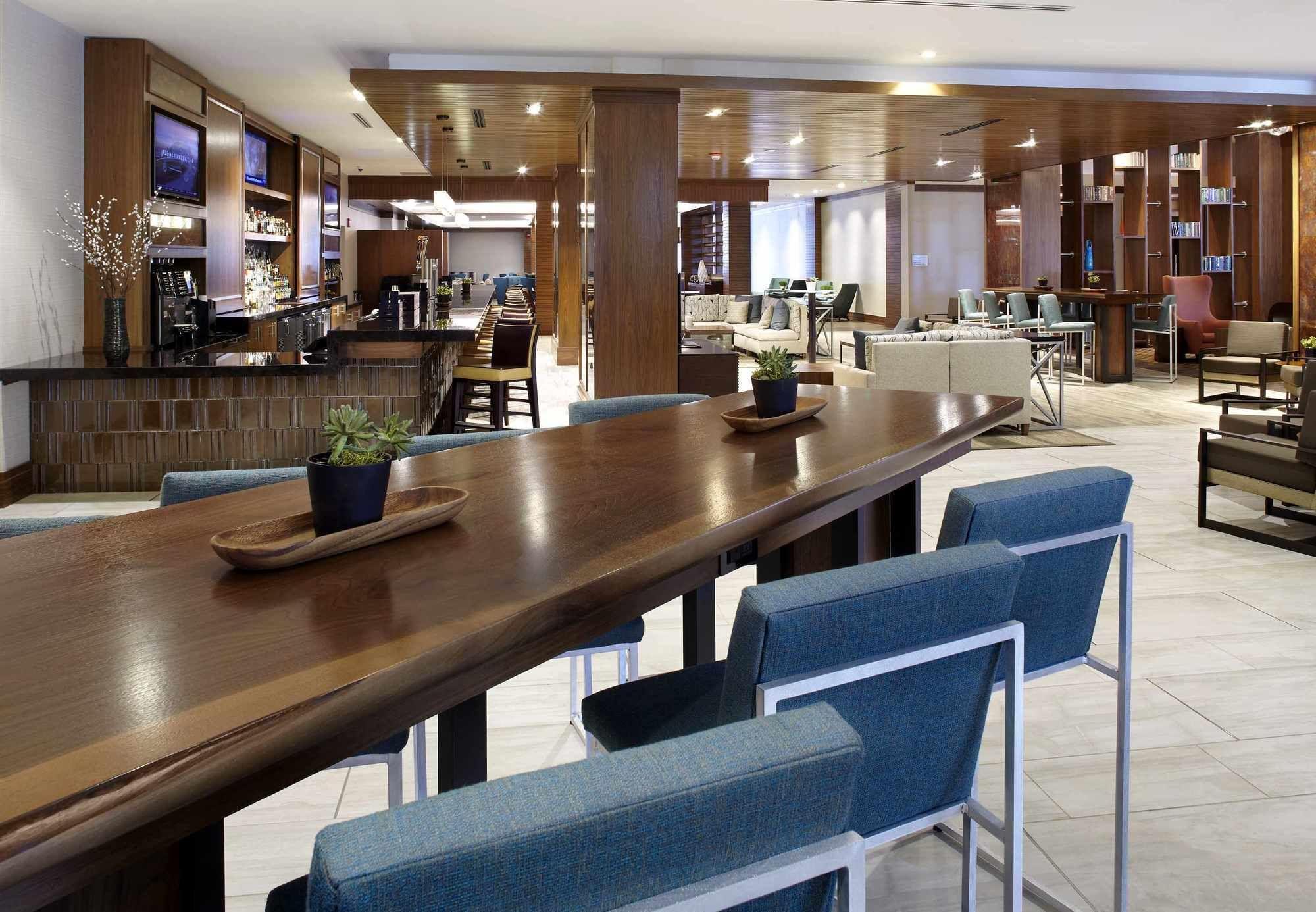 Raleigh Marriott Crabtree Valley Экстерьер фото