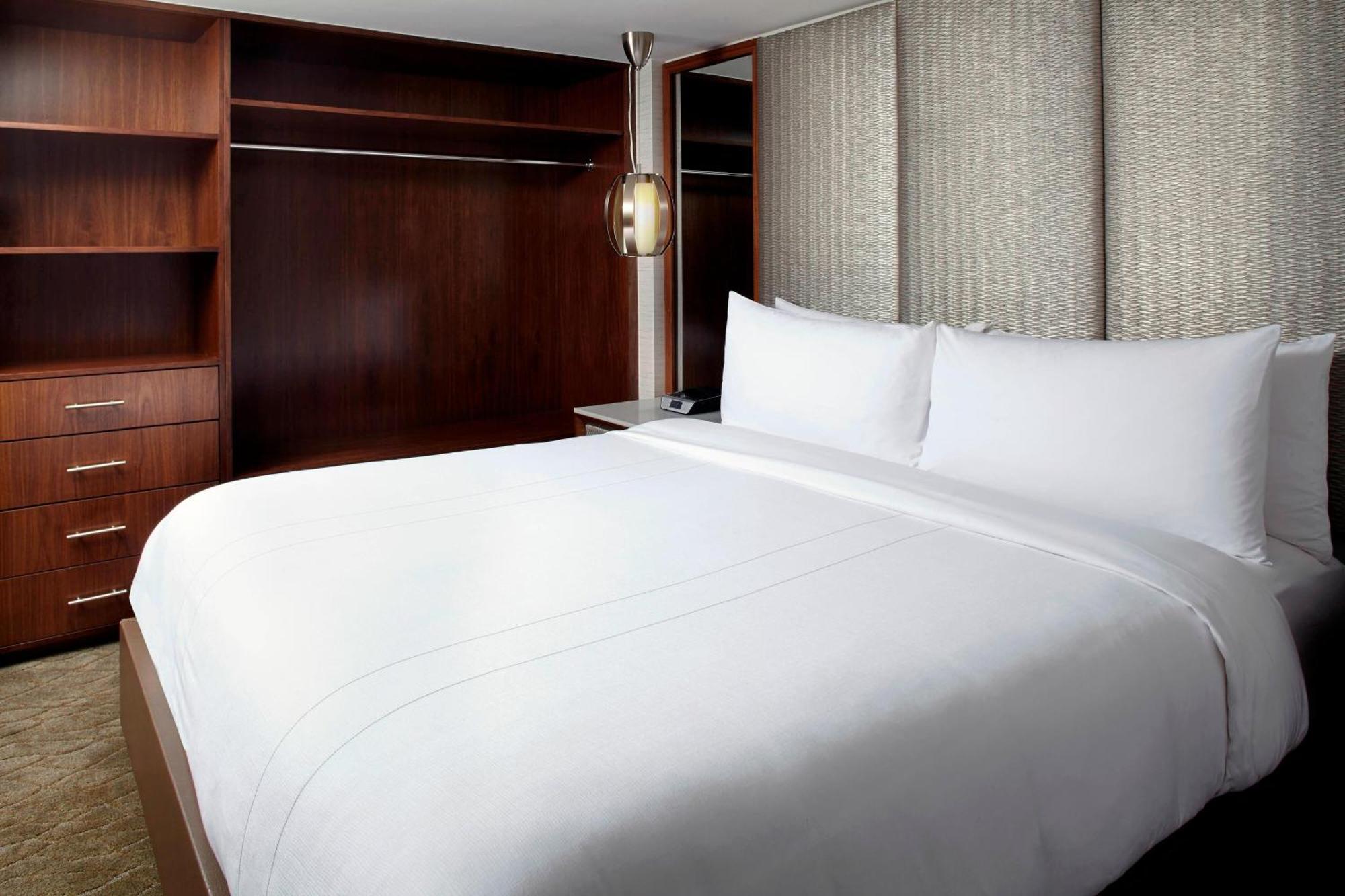 Raleigh Marriott Crabtree Valley Экстерьер фото