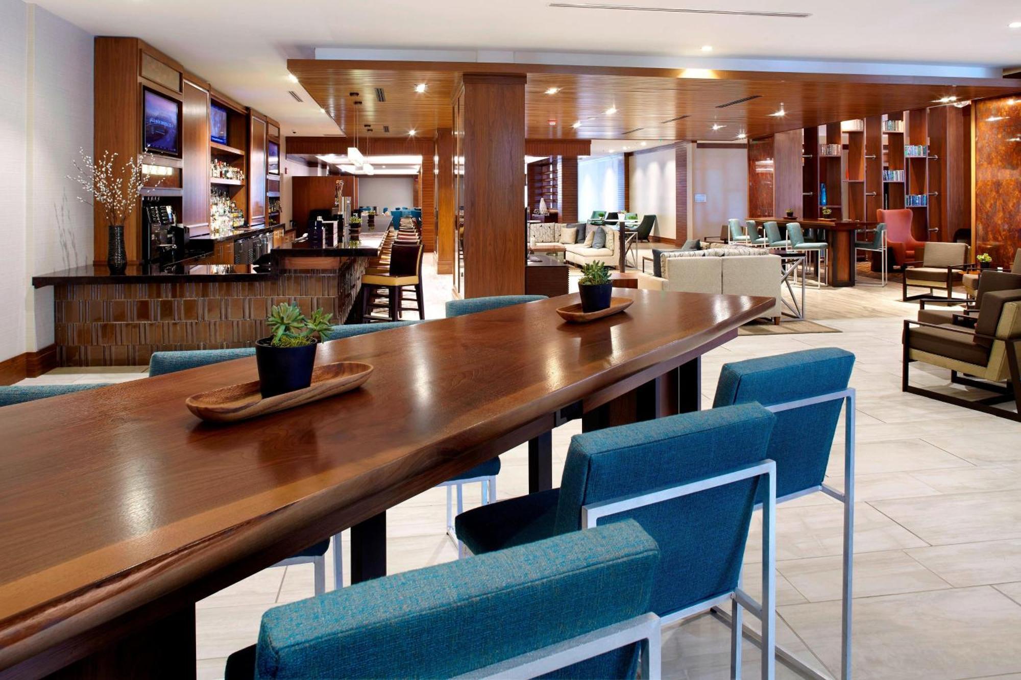 Raleigh Marriott Crabtree Valley Экстерьер фото
