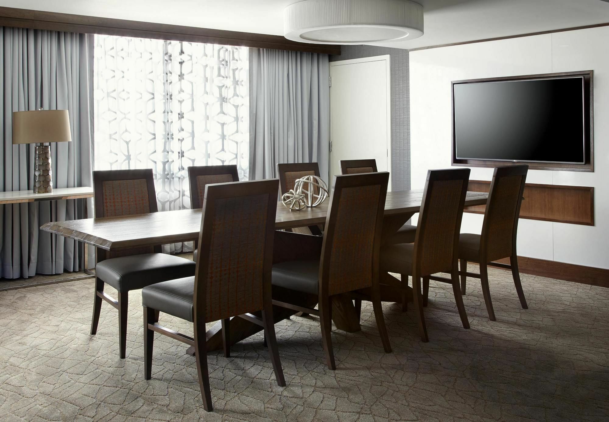 Raleigh Marriott Crabtree Valley Экстерьер фото